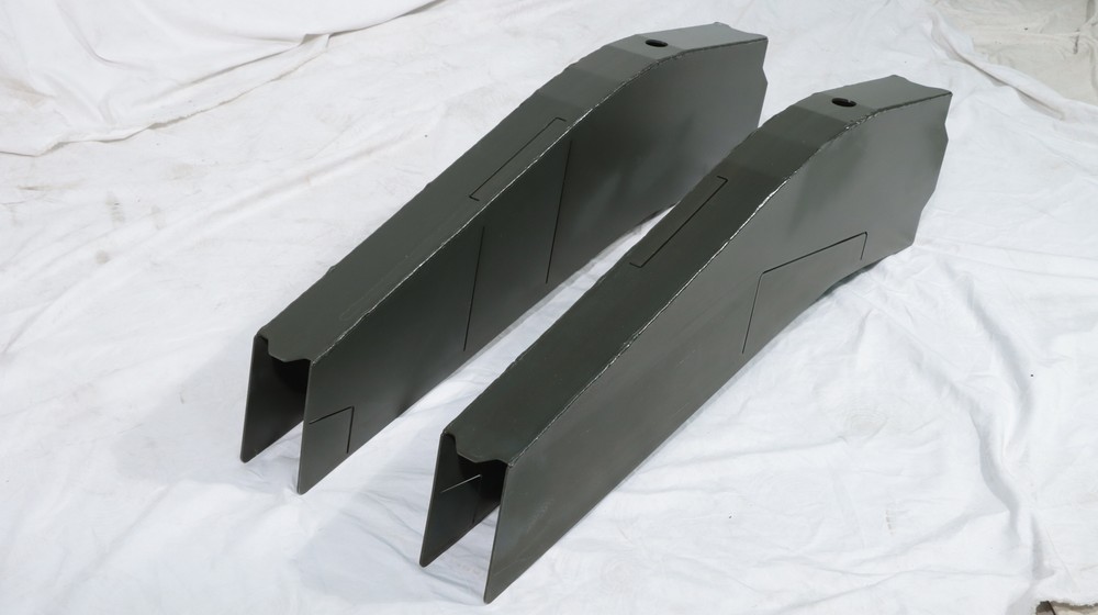 Mid-Rear Frame for 2007-2014 Chevy Silverado 1500 Ext & Crew Cab 2nd/3rd gen