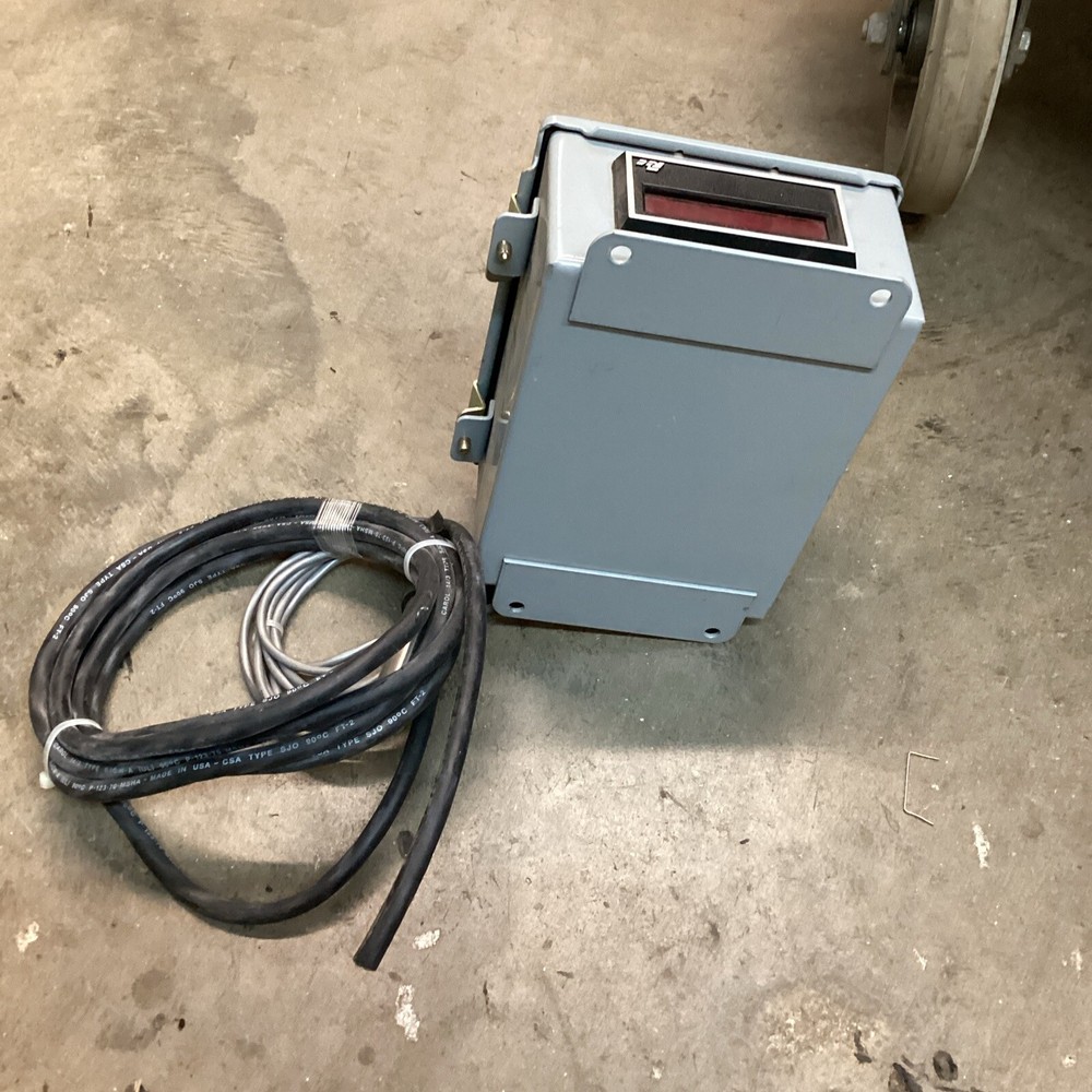 Red Lion Time Rate Indicator W/Hoffman Enclosure #A806CH W/cable Sensor
