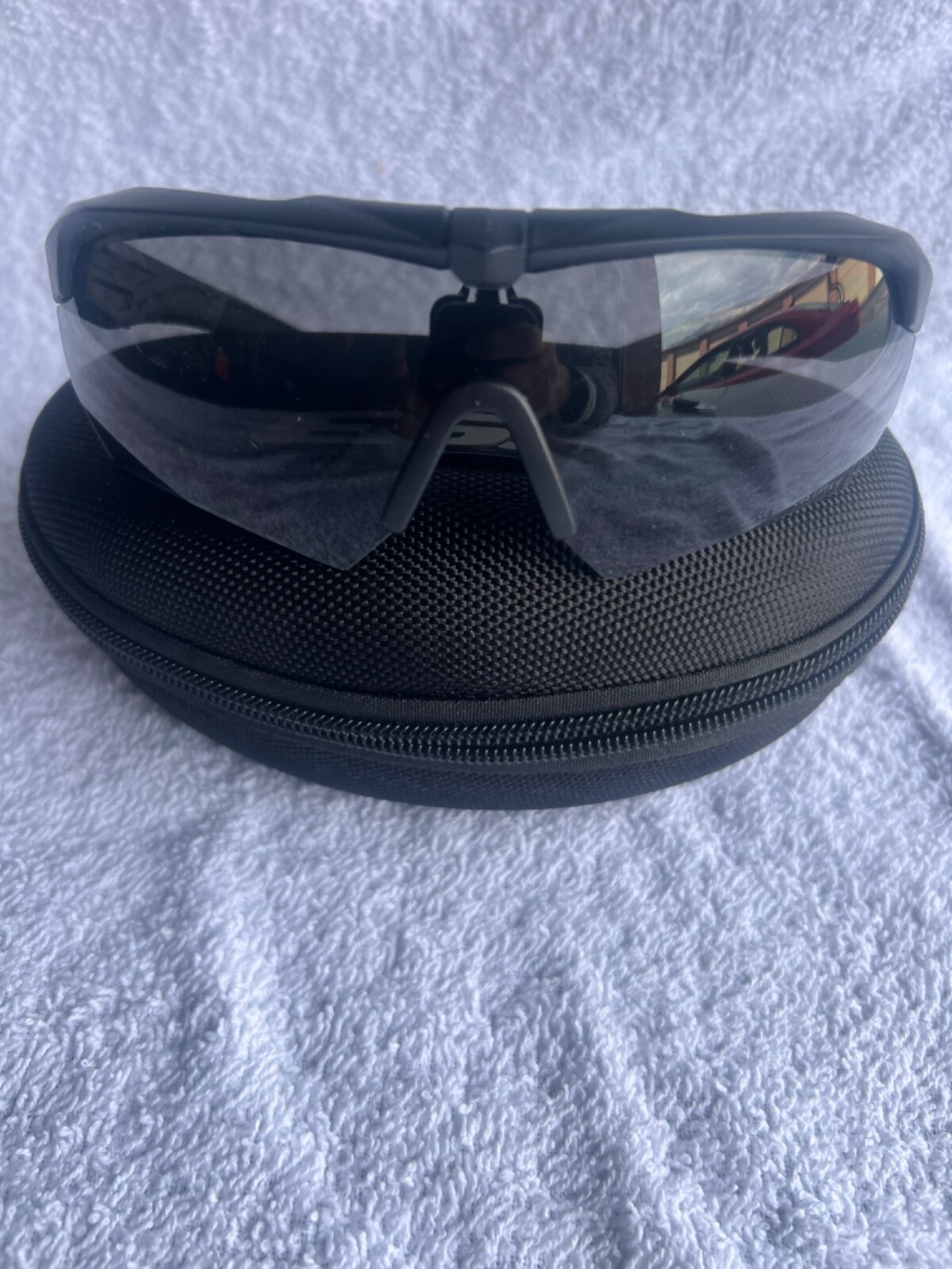 ESS Crossbow with 3 Lens and a case .. primo used  maybe twice..