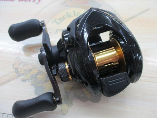 Shimano 17 Bus One XT 151 Cond/A