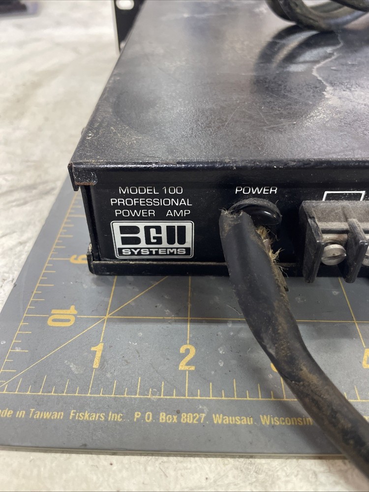 BGW Model 100 Professional Stereo Power Amplifier