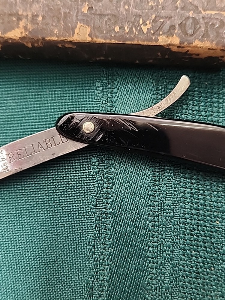 H.B & Co Reliable Straight Razor