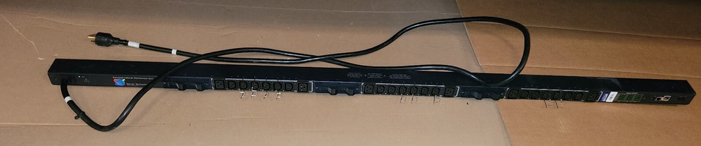 Server Technology CW-24V2C311A1 Sentry Distribution Unit 240V C13 C19 L6-30P