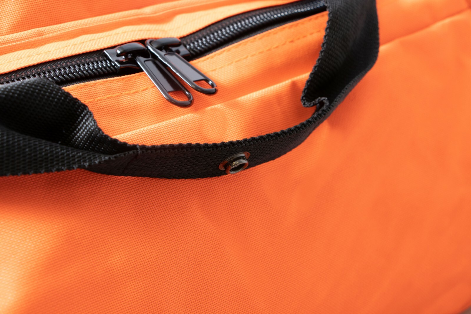 Primacare KB-1172 Oxygen O2 Gear Bag with Multiple Compartments Waterproof Botto