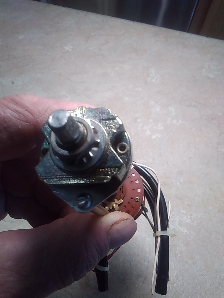 Crown IC-150 Integrated Circuit Stereo pre-amplifier Selector Control Switch