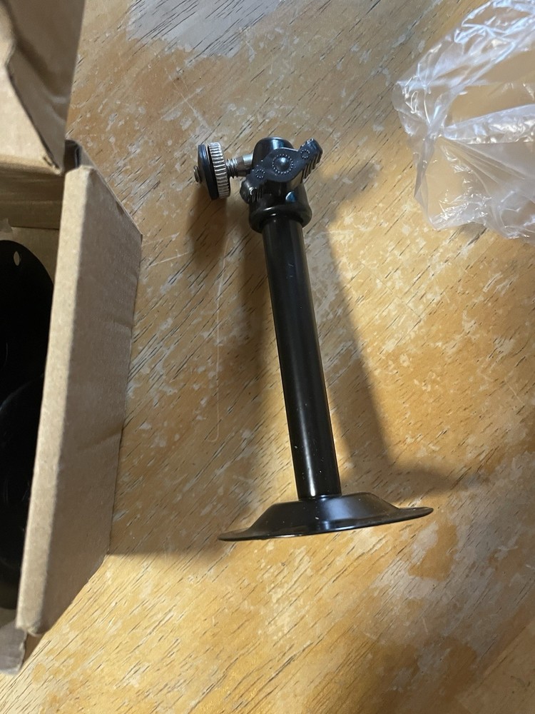 NIB Thinkmay 5.5 Inch Security Camera Wall Mount for Bullet Camera 4-pack