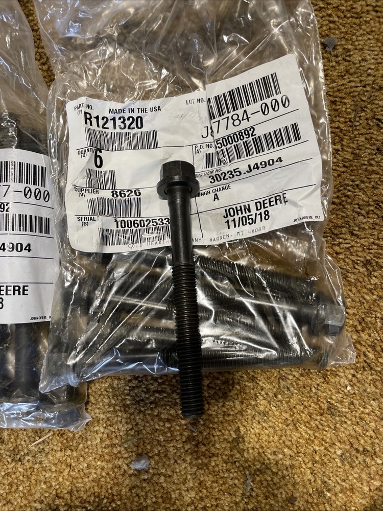 John Deere Head Bolt Kit RG24026