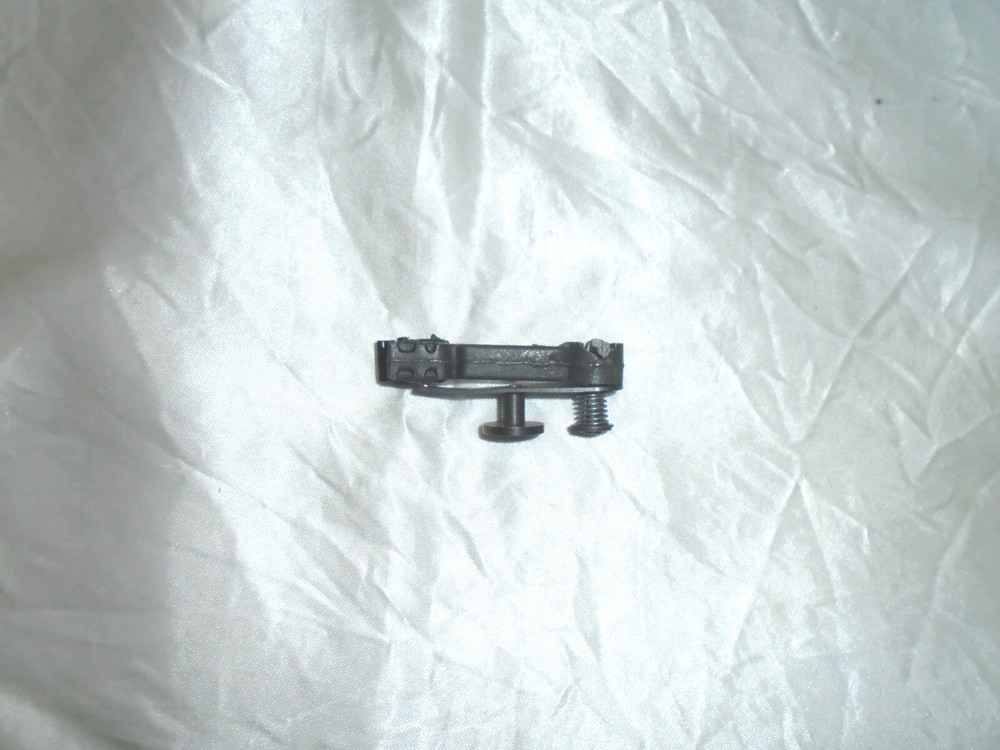 Lionel Postwar Diesel Operating coupler Arm