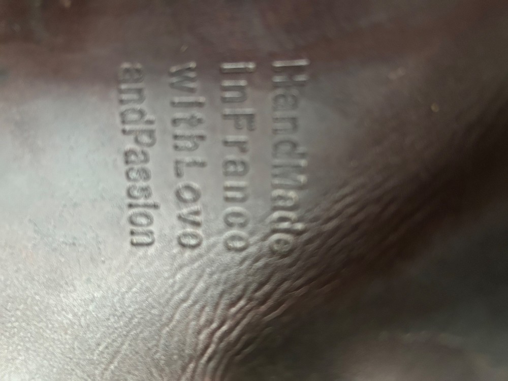 Hunter/Jumper saddle