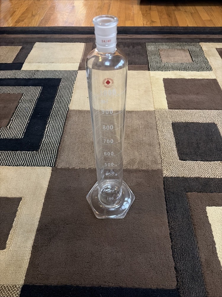 1000 ml graduated cylinder