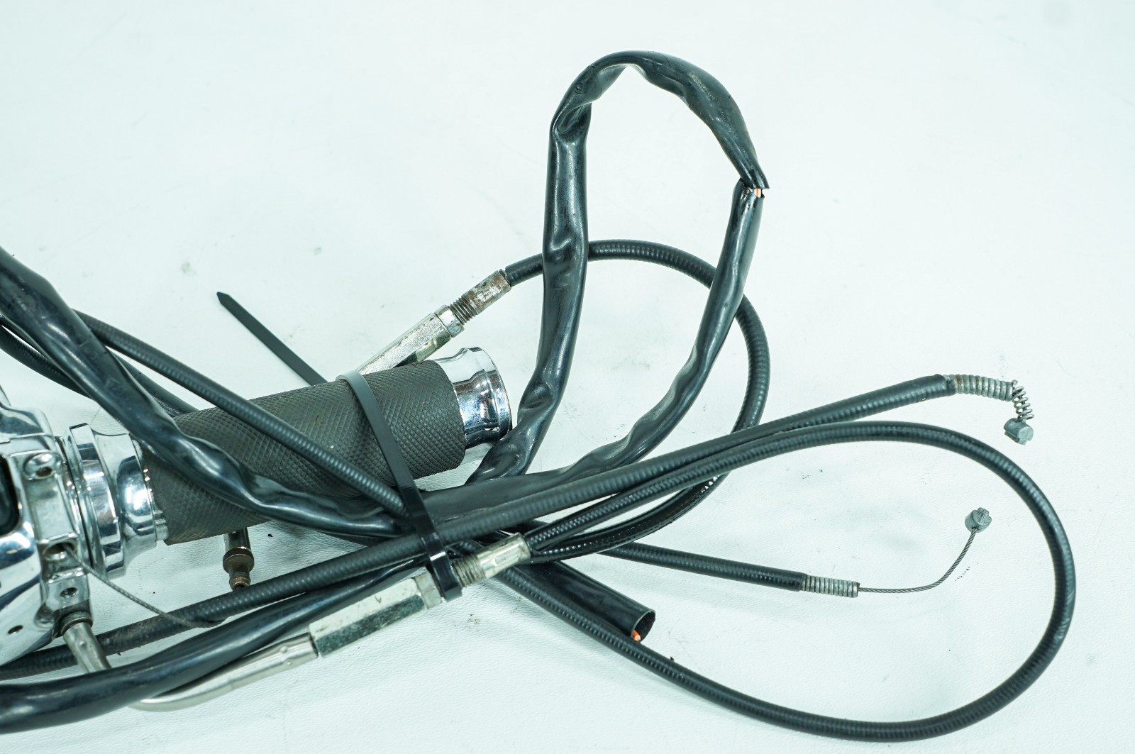 08 Harley Street Glide Touring OEM Right Engine Start Kill Switches Controls