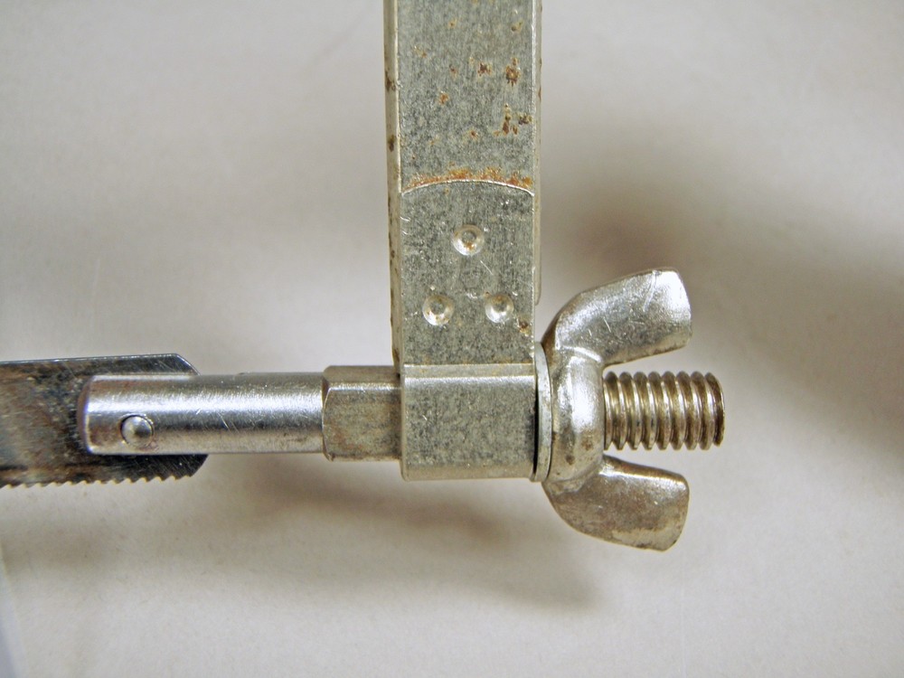 Vintage Crescent Tool Co Hacksaw No. 1046 Adjustable Length Knurled Grip Pattern