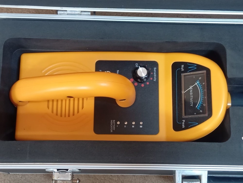 Analog Receiver 512Hz Pipe Locator