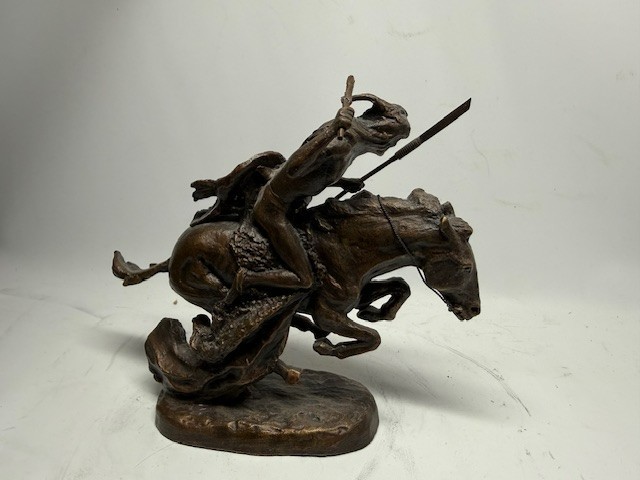Frederic Remington Solid Bronze Cheyenne Statue Sculpture in great condition
