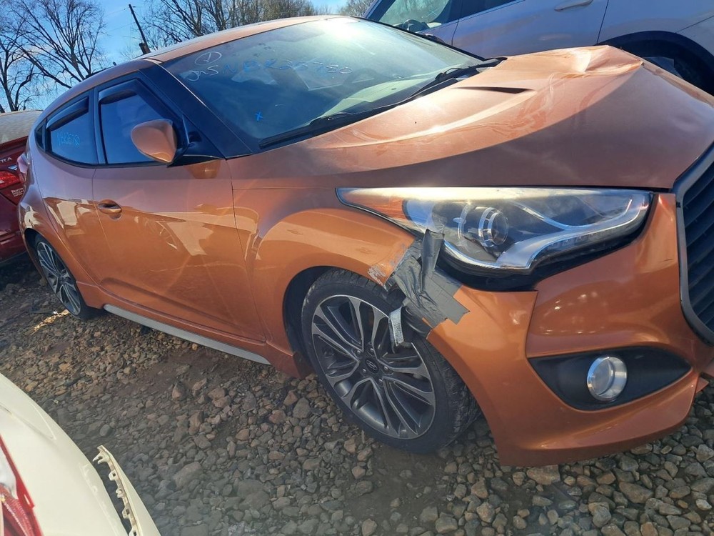 VELOSTER 2016 Glove Box 4895745
