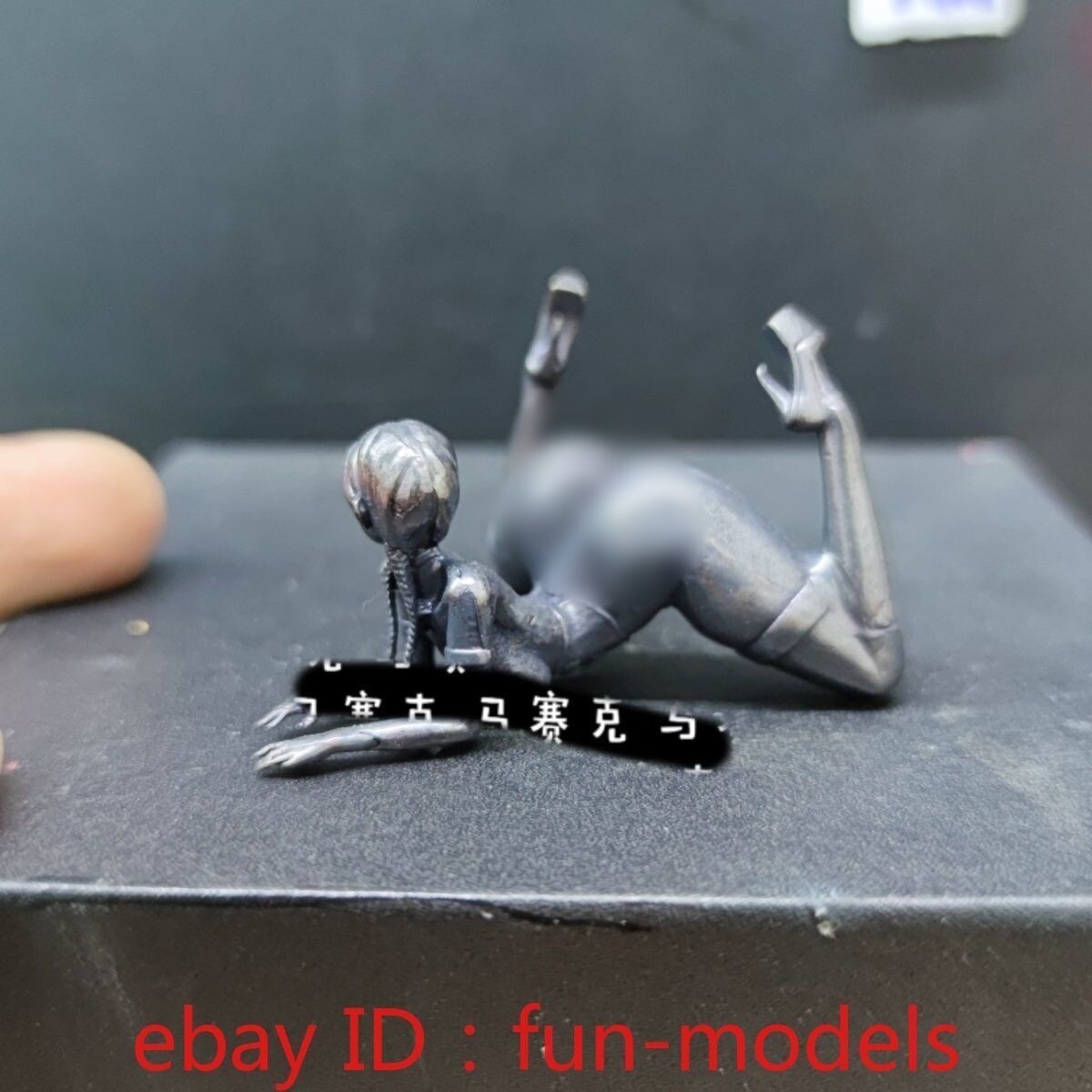 1.9“Black Solid Copper Cute Maiden Sexy Female Pose Car Ornament