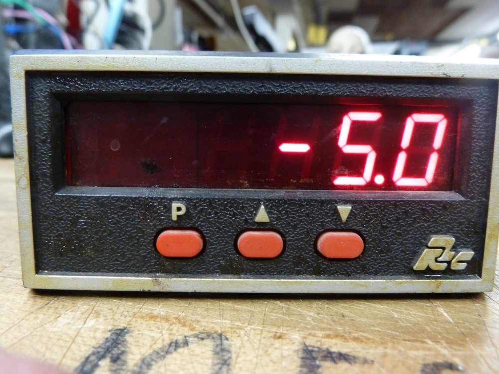 Red Lion Controls IMP20000 intelligent meter for process inputs [11-Y]