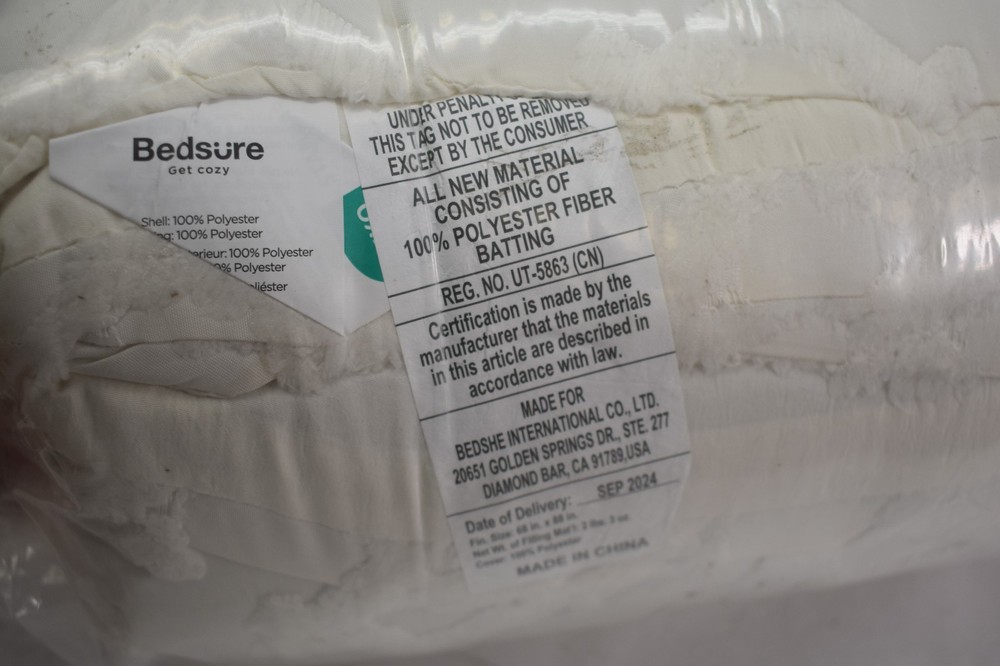 Bedsure 68" x 88" Soft Polyester Twin XL Blanket Comforter Patterned