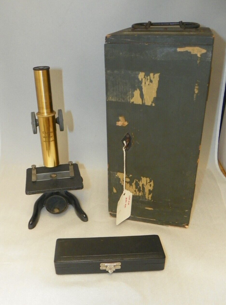 Antique Brass Microscope E. Leitz Wetzlar Germany w/Instruments Wood Box Key