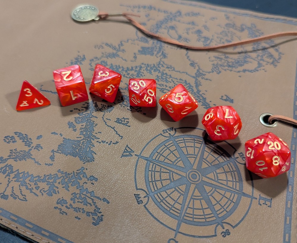 ✨Fire & Gold✨ 7 Dice Set Poly RPG DnD Dungeons Dragons AD&D Pathfinder d20