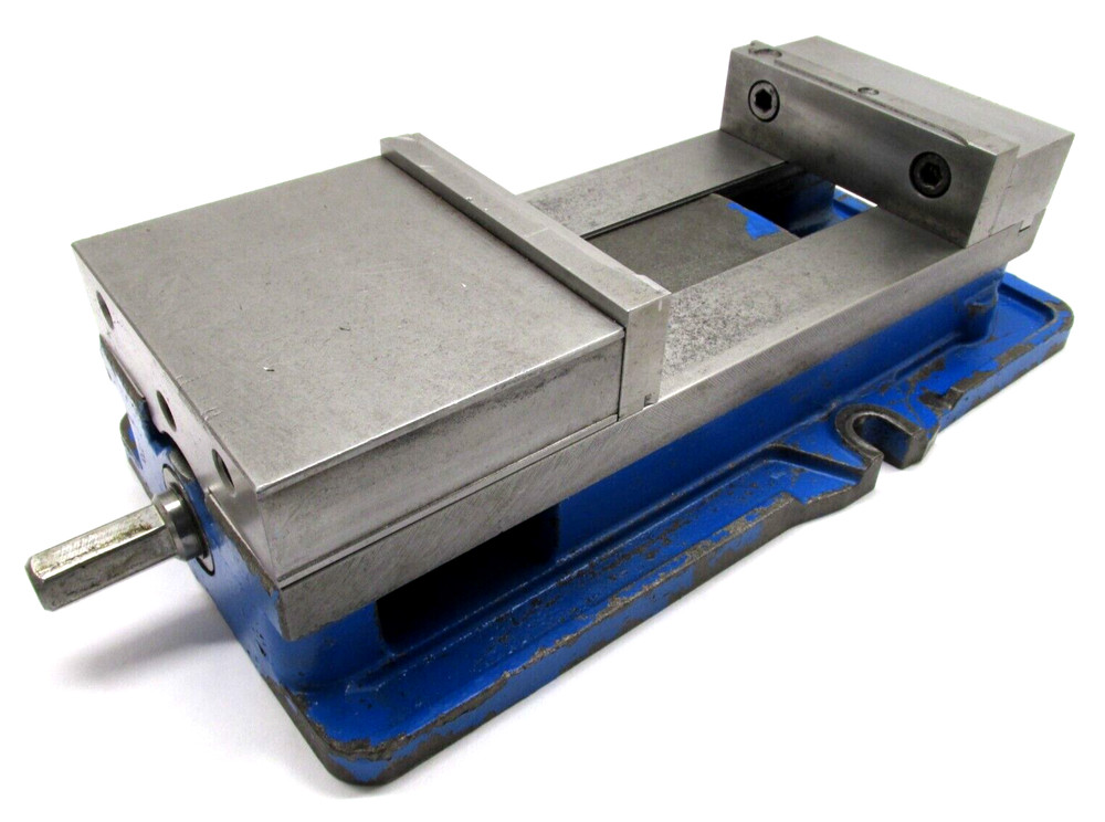 KURT ANGLOCK 6" MILLING MACHINE VISE w/ JAWS & HANDLE - #D675