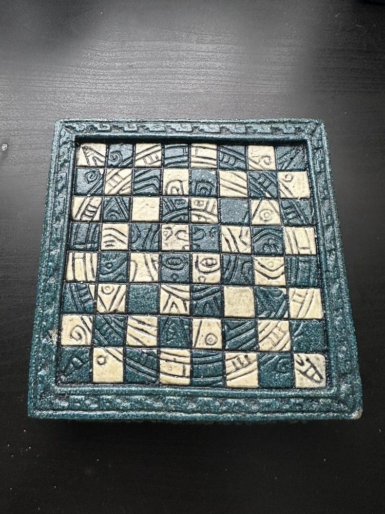 Vintage Mini Mayan Aztec Chess Set Complete Blue & White