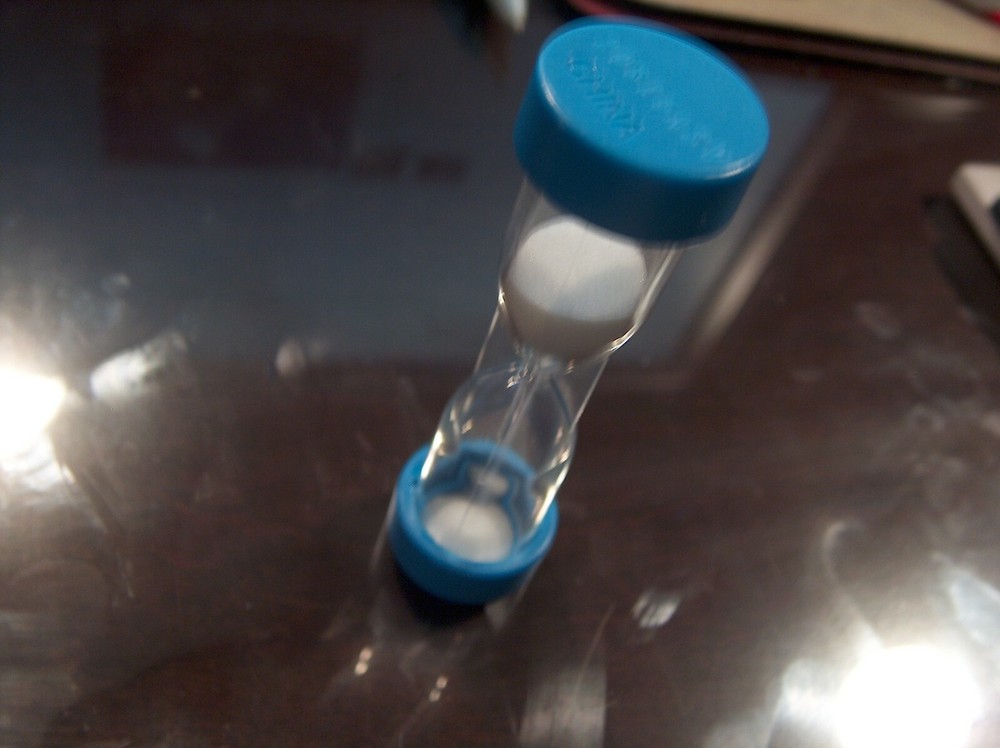 28 - 30 second Sand Timer Hourglass  about 1/2  minute