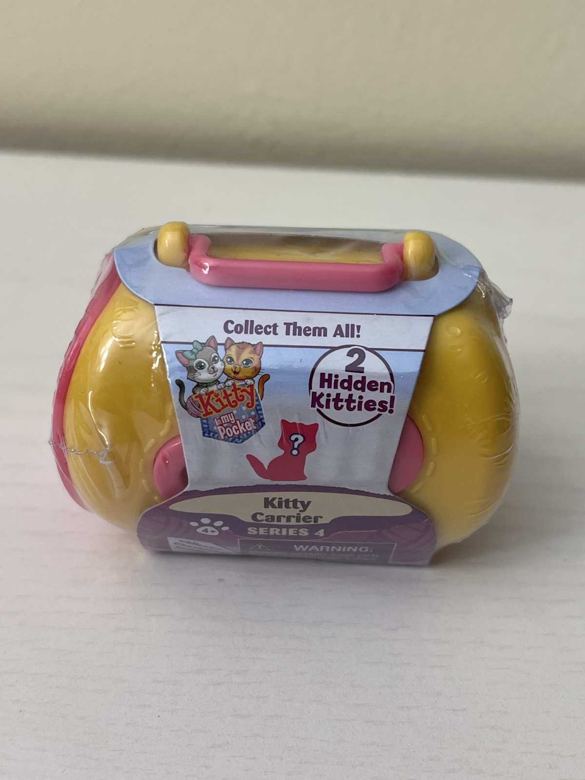 HTF Kitty In My Pocket Pet Carrier 2 Pets New Unopened Series 4 Blind Box