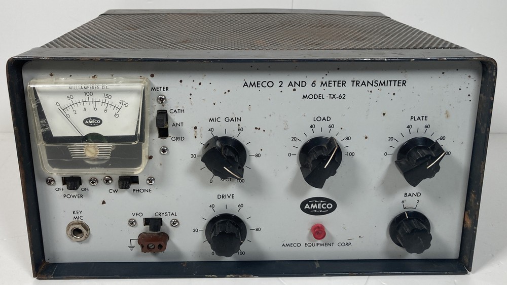 Vintage Ameco TX-62 2 & 6 Meter Ham Radio Transmitter