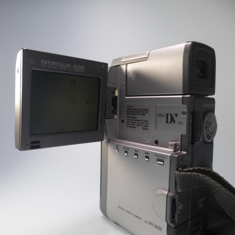 JVC GR-DVM55 Handheld MiniDV Camcorder Silver Tested