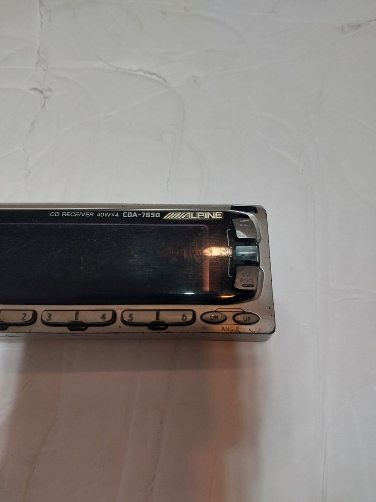 ALPINE CDA 7850 faceplate alpine