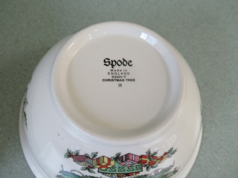 Spode Christmas design Nut Bowl