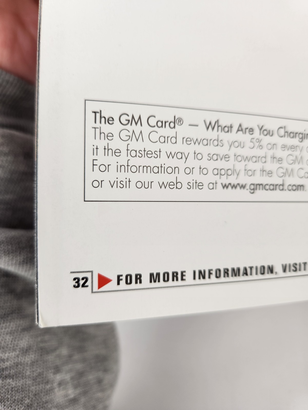 32 Page Original 2002 Chevrolet S-10 Truck Sale Brochure Dealer Booklet Promo