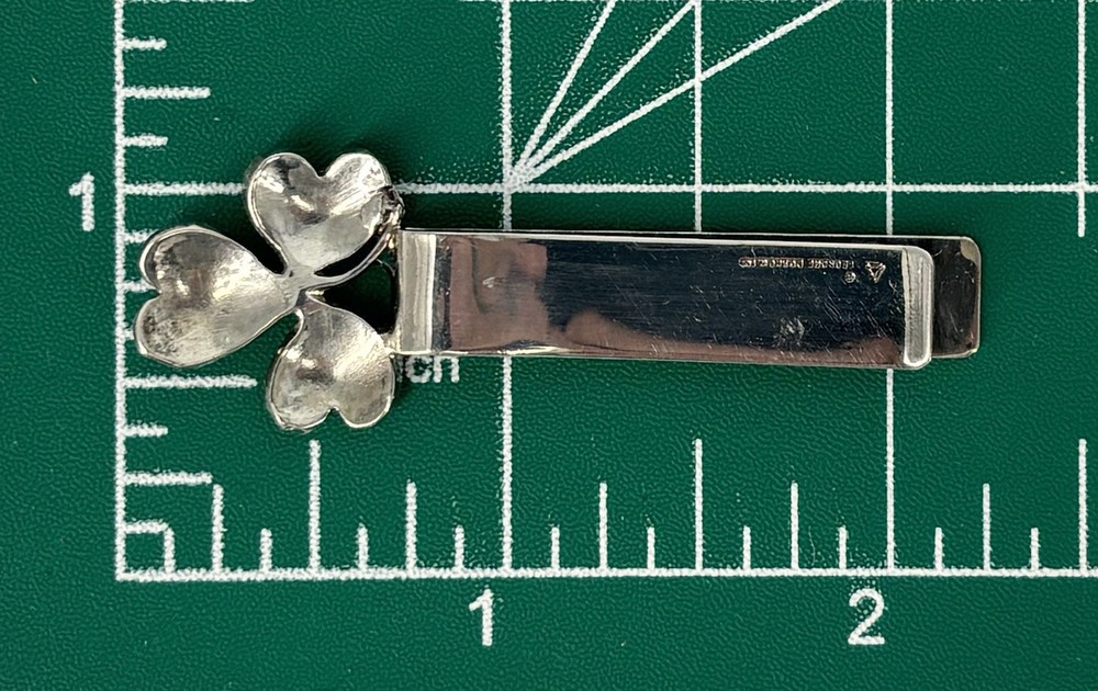 LEONORE DOSKOW INC. Silver Plate Minimalist Clover BOOKMARK 1980’s