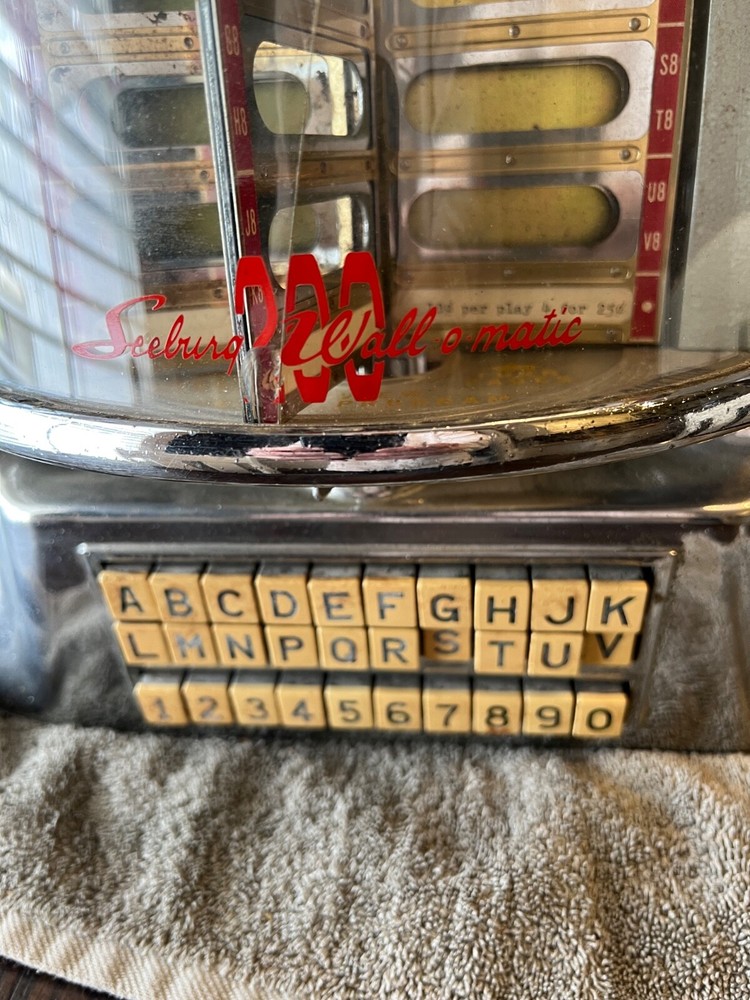 Wurlitzer wallbox 24Select. 1946-1950.