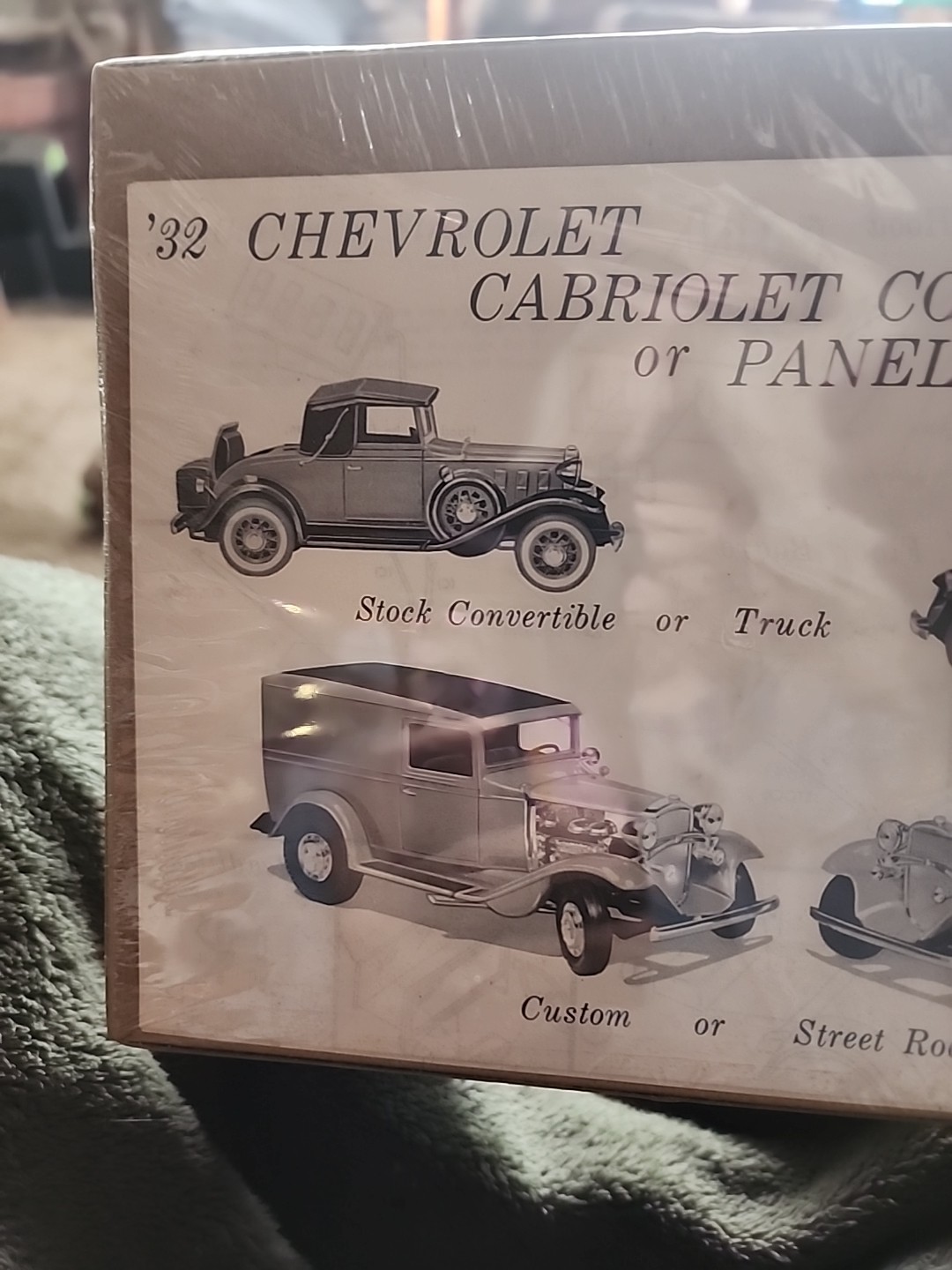 1960s ORIGINAL VINTAGE NOS, MIB.GANGBUSTERS 32 CHEVY CABRIOLET/PANEL TRUCK KIT