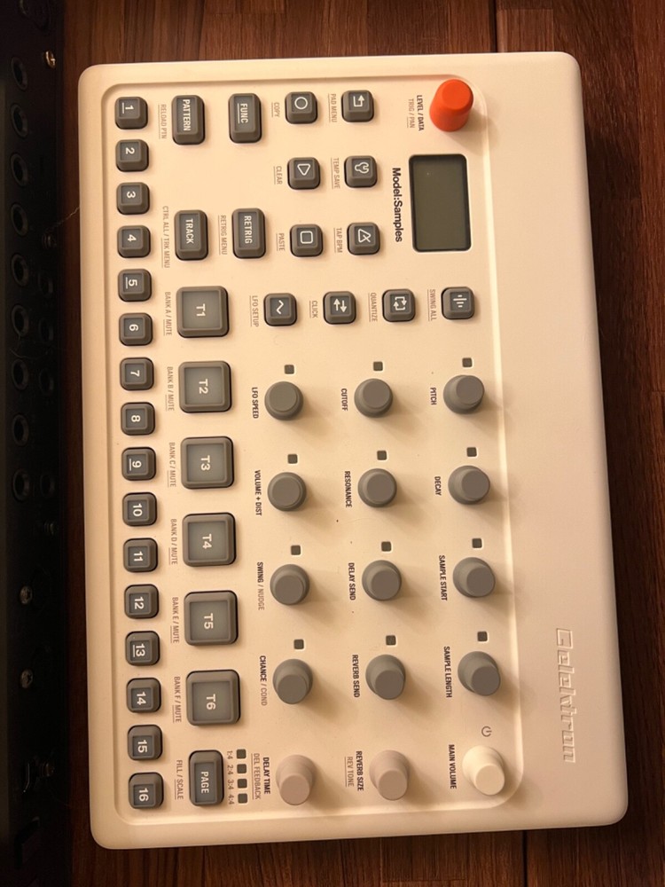 Elektron Model:Samples 2019 - 2020 - White