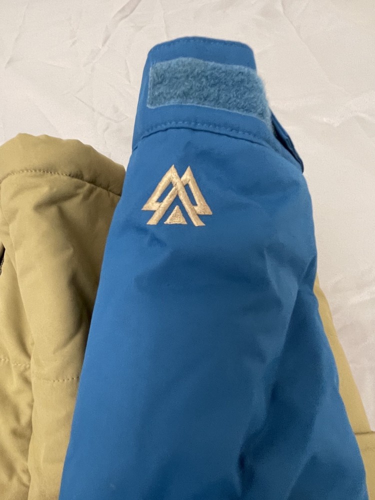 Burton Shackleton Snowboard Jacket Women's size M