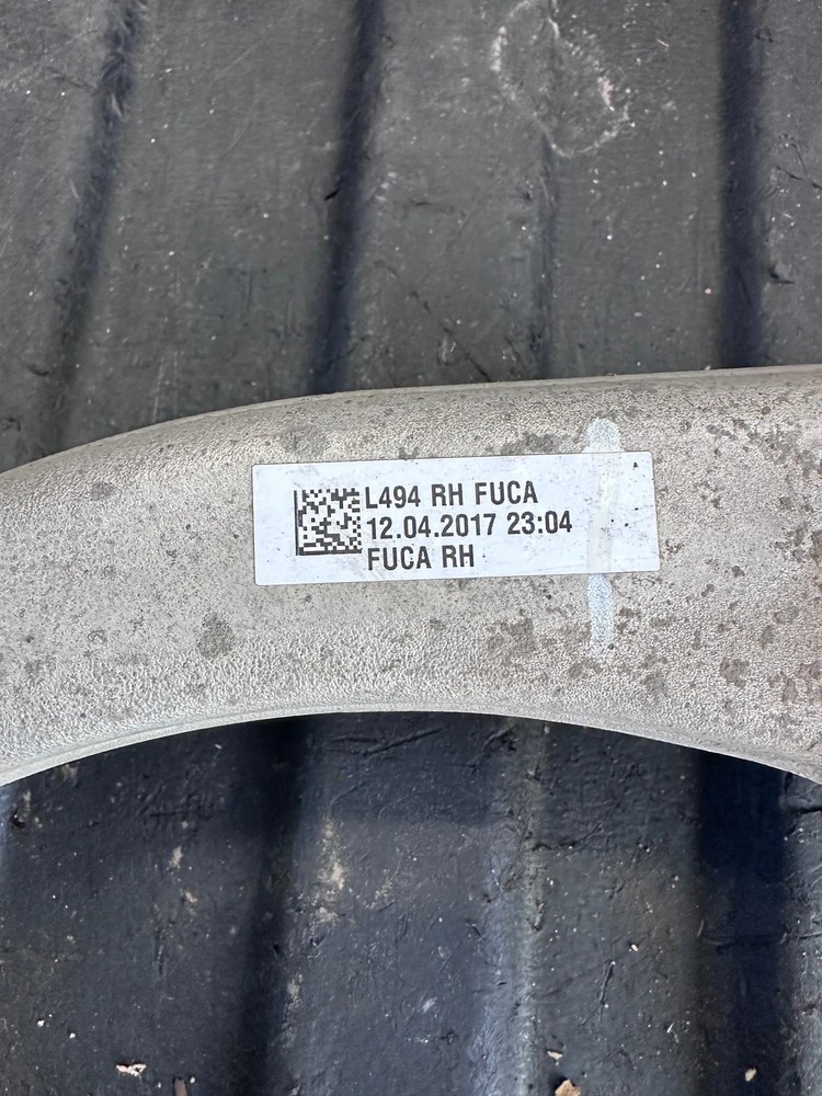 LAND ROVER Discovery 5 L462 Front Right Upper Control Arm PLA3084A