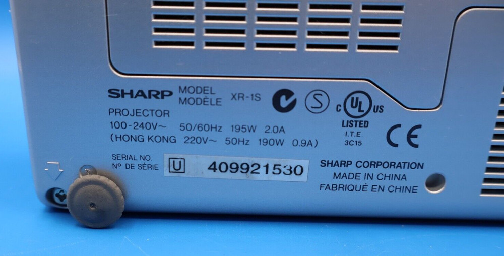 SHARP NOTEVISION XR-1S PROJECTOR WITH POWER SUPPLY & CASE NEED NEW LAMP, REMOTE