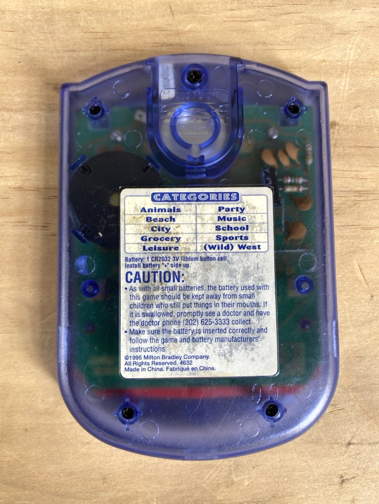 Lot 2 Electronic Hand-Held Games Solitaire & Hangman Working