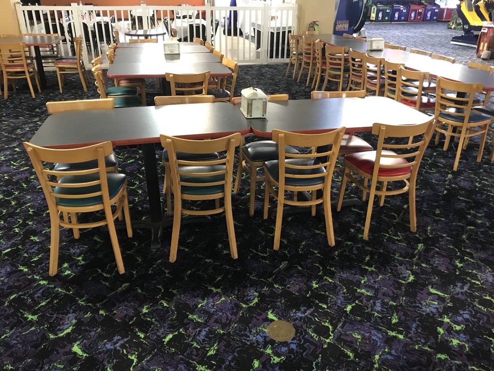 Tables/Chairs Set