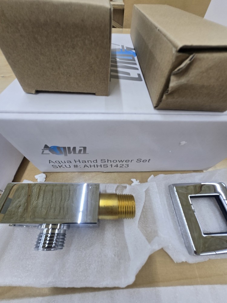 Kube Bath Aqua Piazza Shower Kit