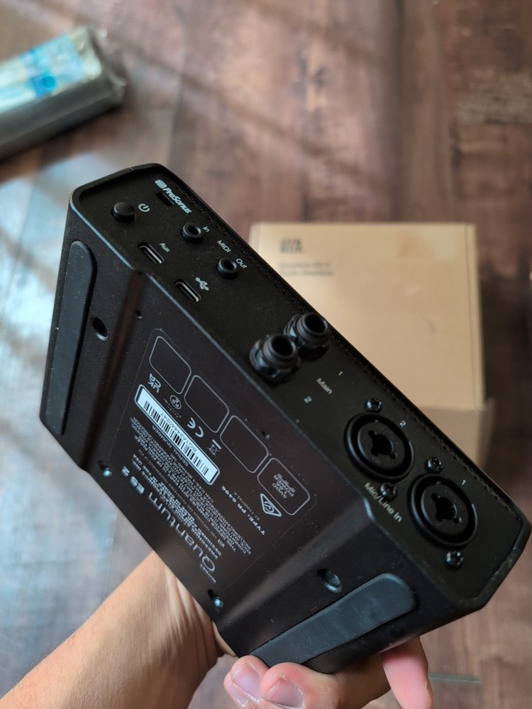 PreSonus Quantum ES2 USB-C Audio Recording Interface 24-BIT/192KHZ - USED