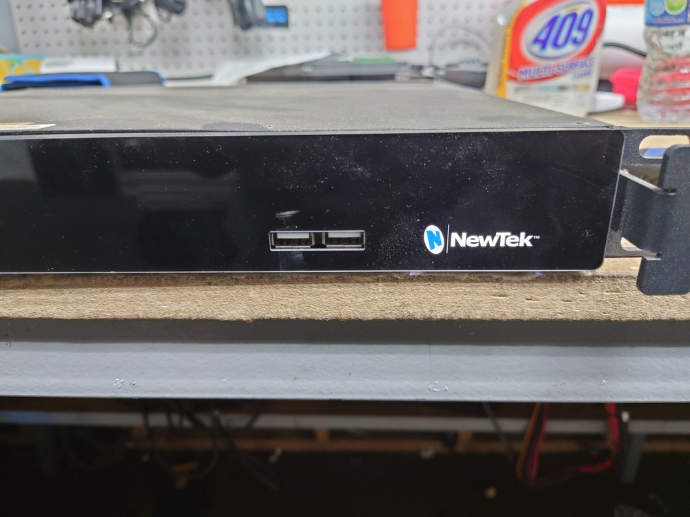 NEWTEK TALKSHOW VS-100 VIDEO CALLING SYSTEM