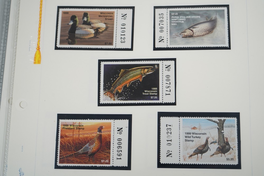 US 1970s-2010s COLLECTION OF 92 WISCONSIN STATE REVENUE STAMPS DUCKS & FISH