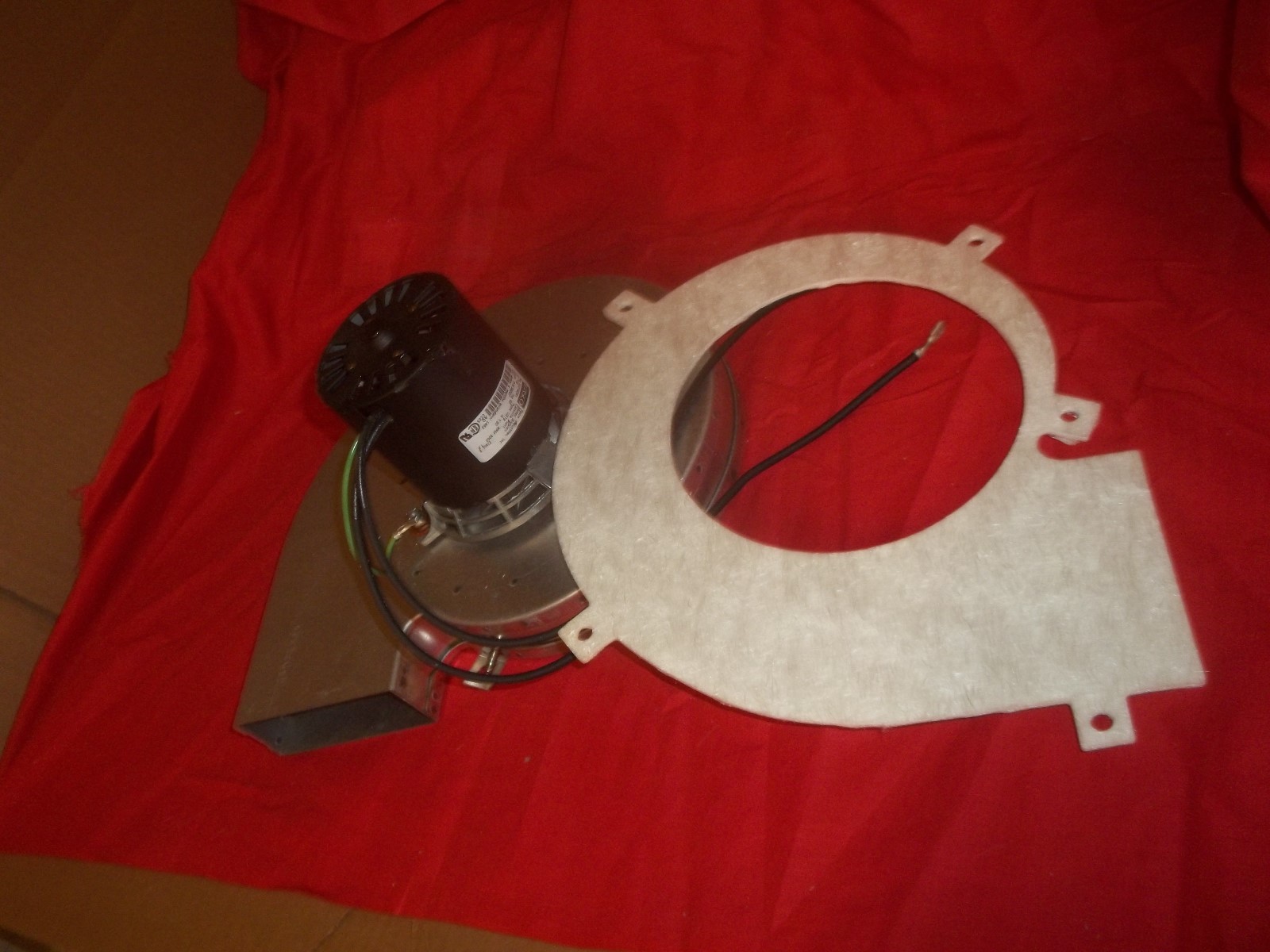 Suburban / Goodman / Thermopride AOPS7238 Induced Draft Blower Fasco 70216291