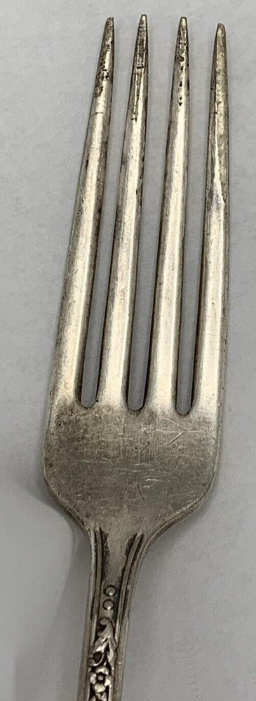 Oneida Community Fork Silver Silverplate Flatware Tudor Plate Queen Bess Wreath