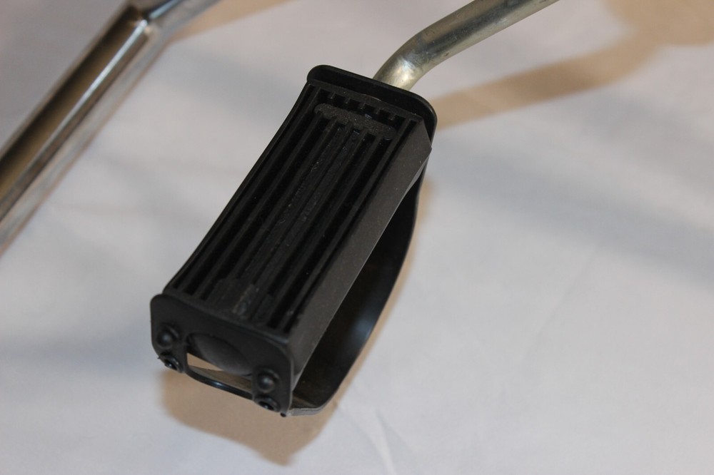 ORIGINAL PEDAL EXERCISER STURDY ADJUSTABLE KNOB FOOT STRAPS EXCELLENT CONDITION