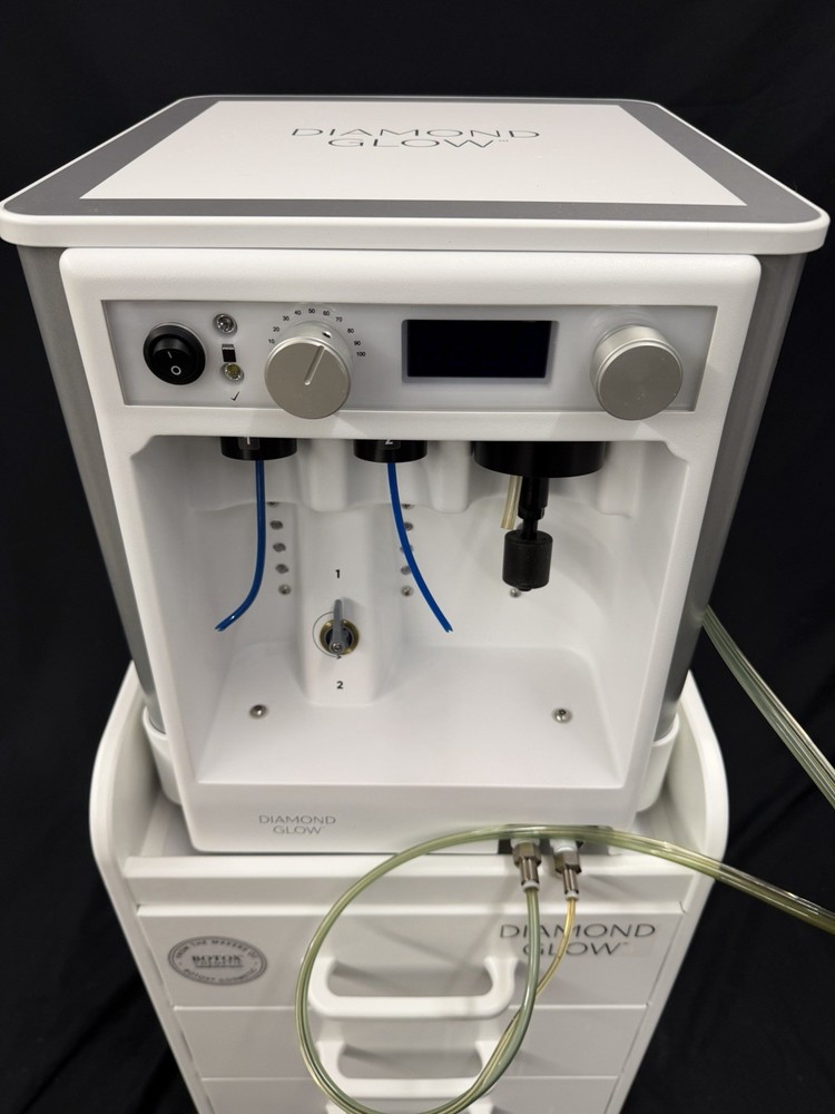 SP3 DiamondGlow Microdermabrasion Machine